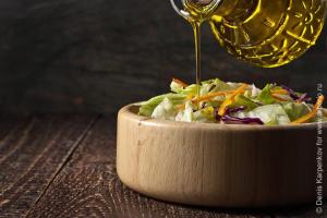 Рецепты самых вкусных домашних соусов для салатов